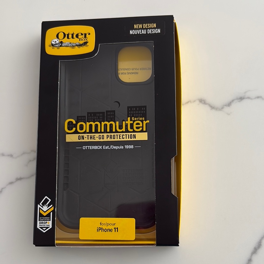 NWT OtterBox Commuter Series iPhone 11 Case - Sleek Black